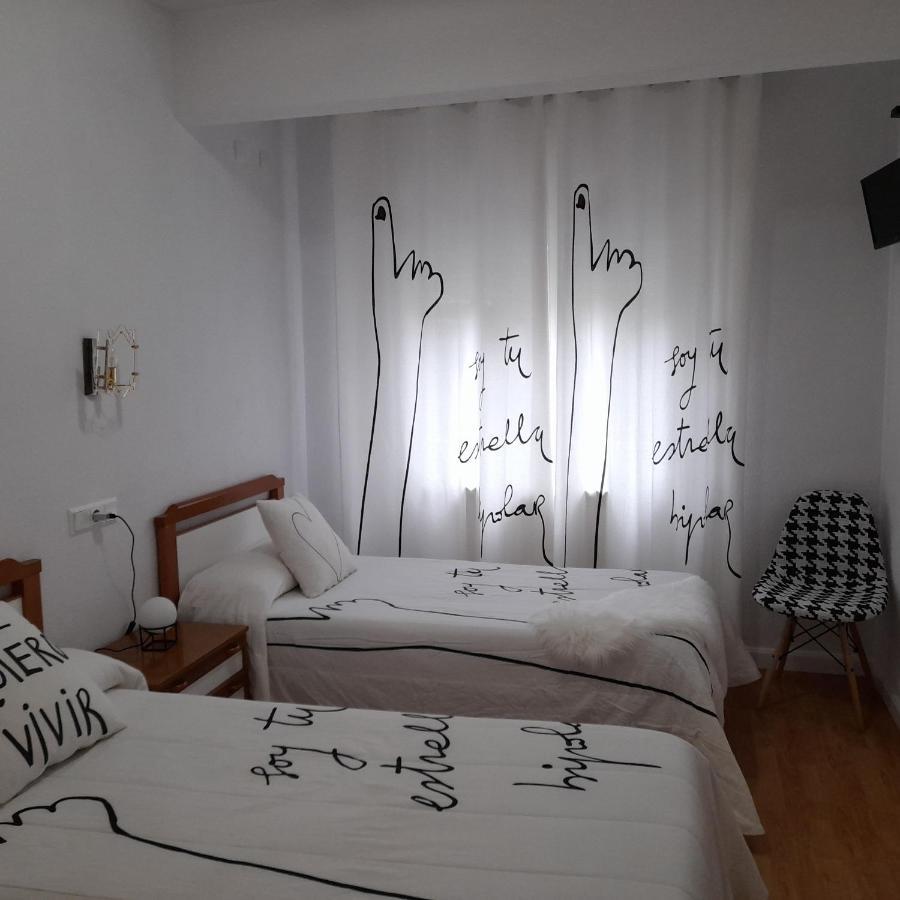 Hostal "Los Chanos El Ruso" Galende Zewnętrze zdjęcie