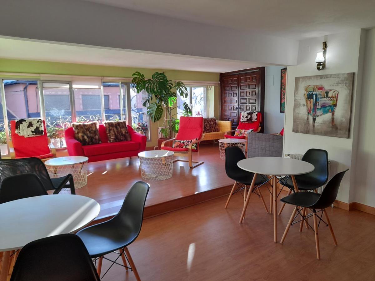 Hostal "Los Chanos El Ruso" Galende Zewnętrze zdjęcie