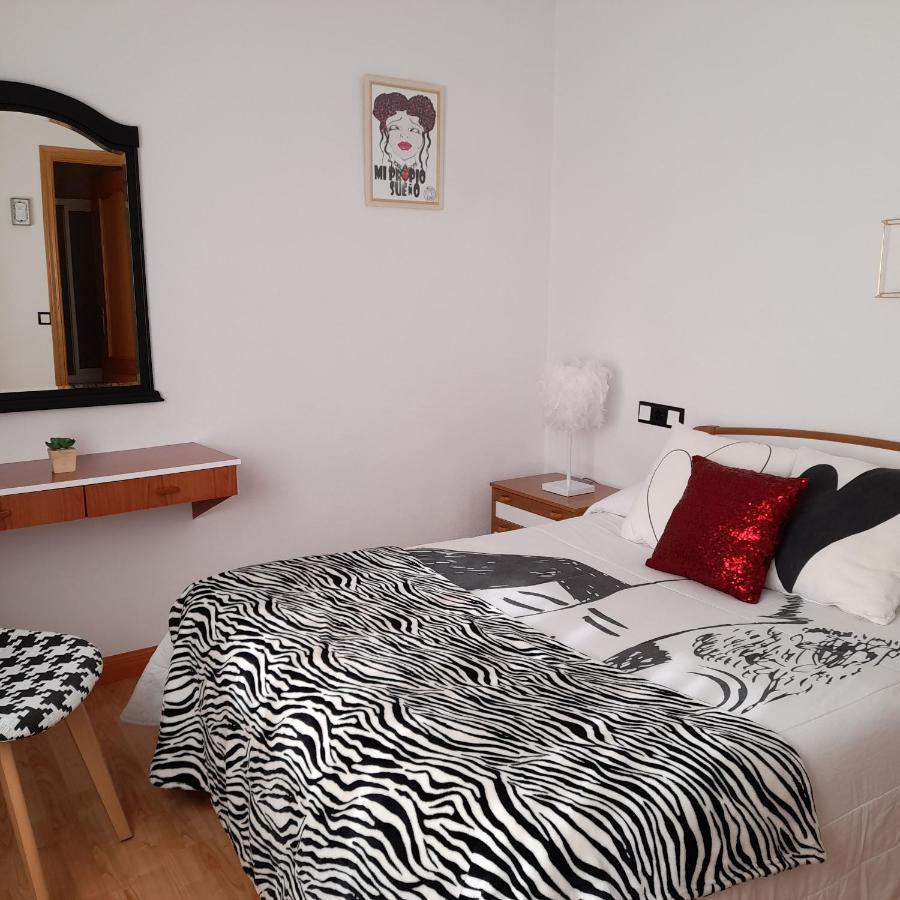 Hostal "Los Chanos El Ruso" Galende Zewnętrze zdjęcie