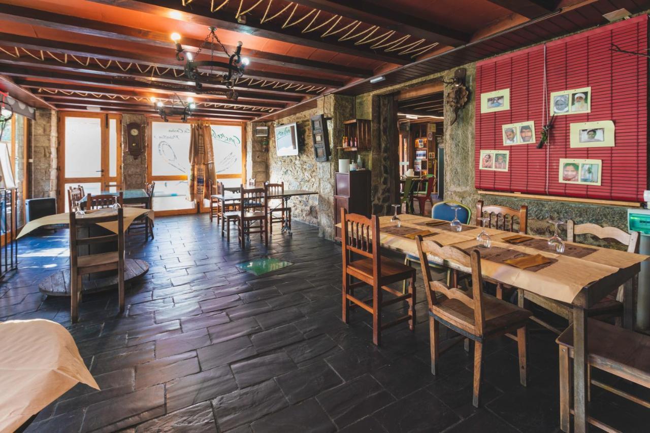 Hostal "Los Chanos El Ruso" Galende Zewnętrze zdjęcie