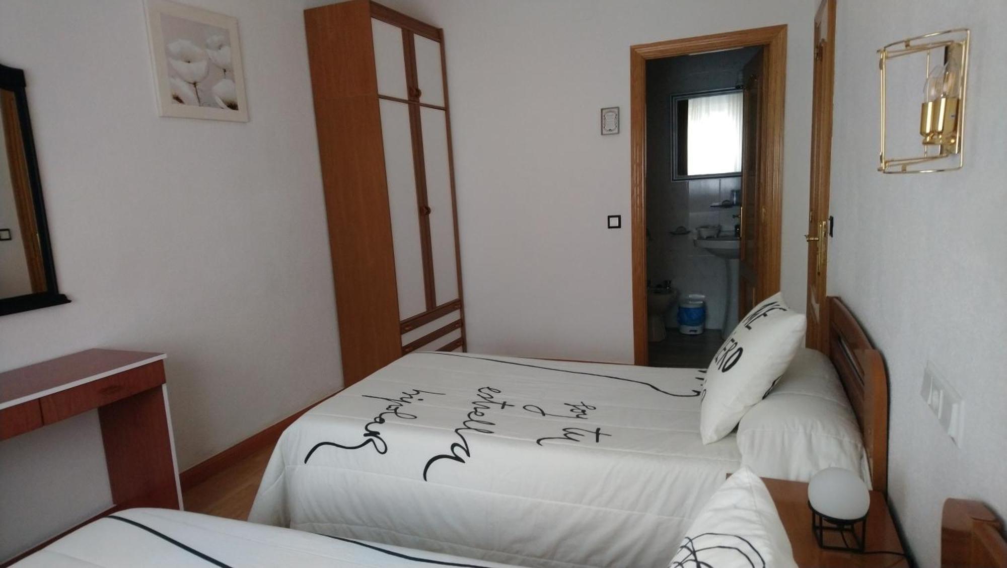 Hostal "Los Chanos El Ruso" Galende Zewnętrze zdjęcie