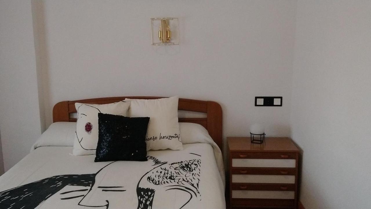 Hostal "Los Chanos El Ruso" Galende Zewnętrze zdjęcie