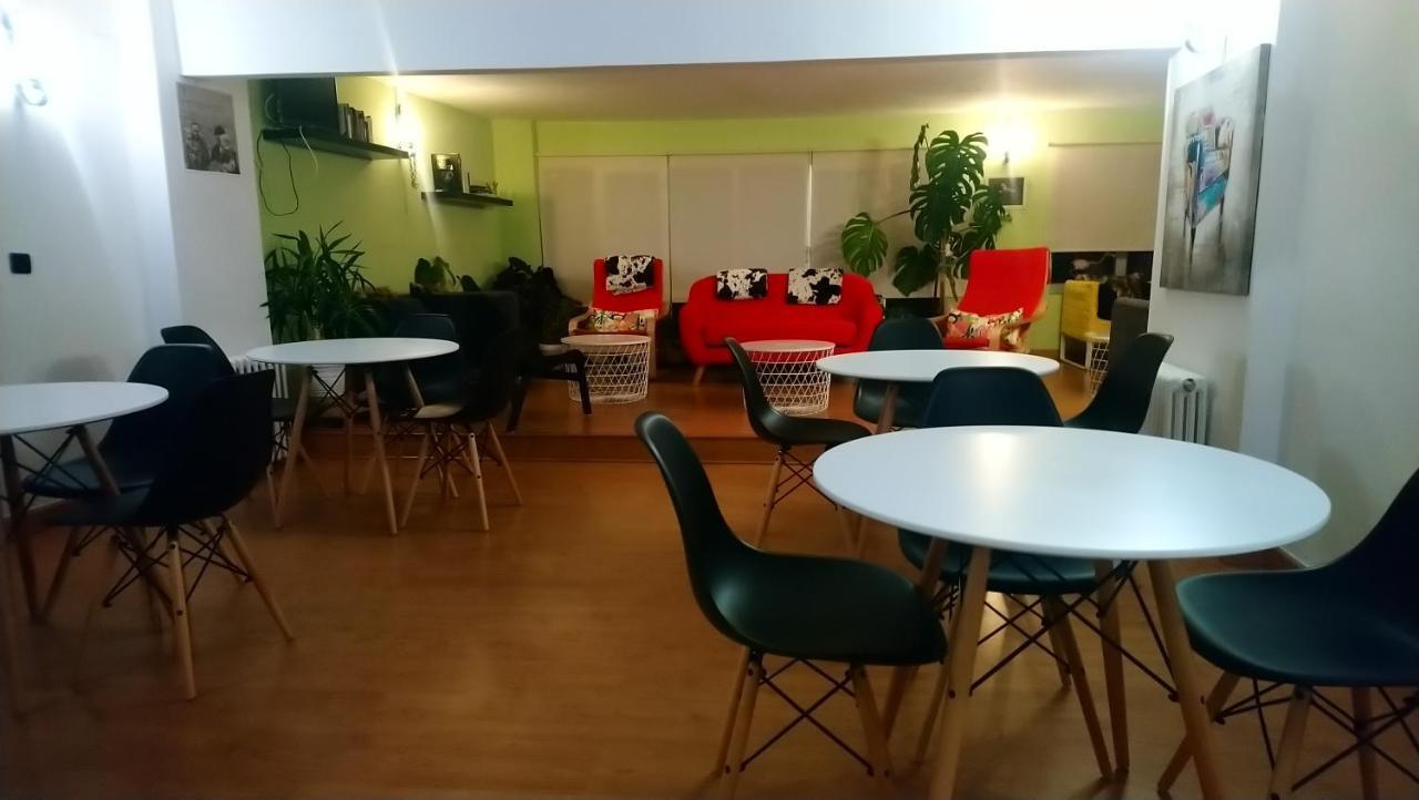Hostal "Los Chanos El Ruso" Galende Zewnętrze zdjęcie